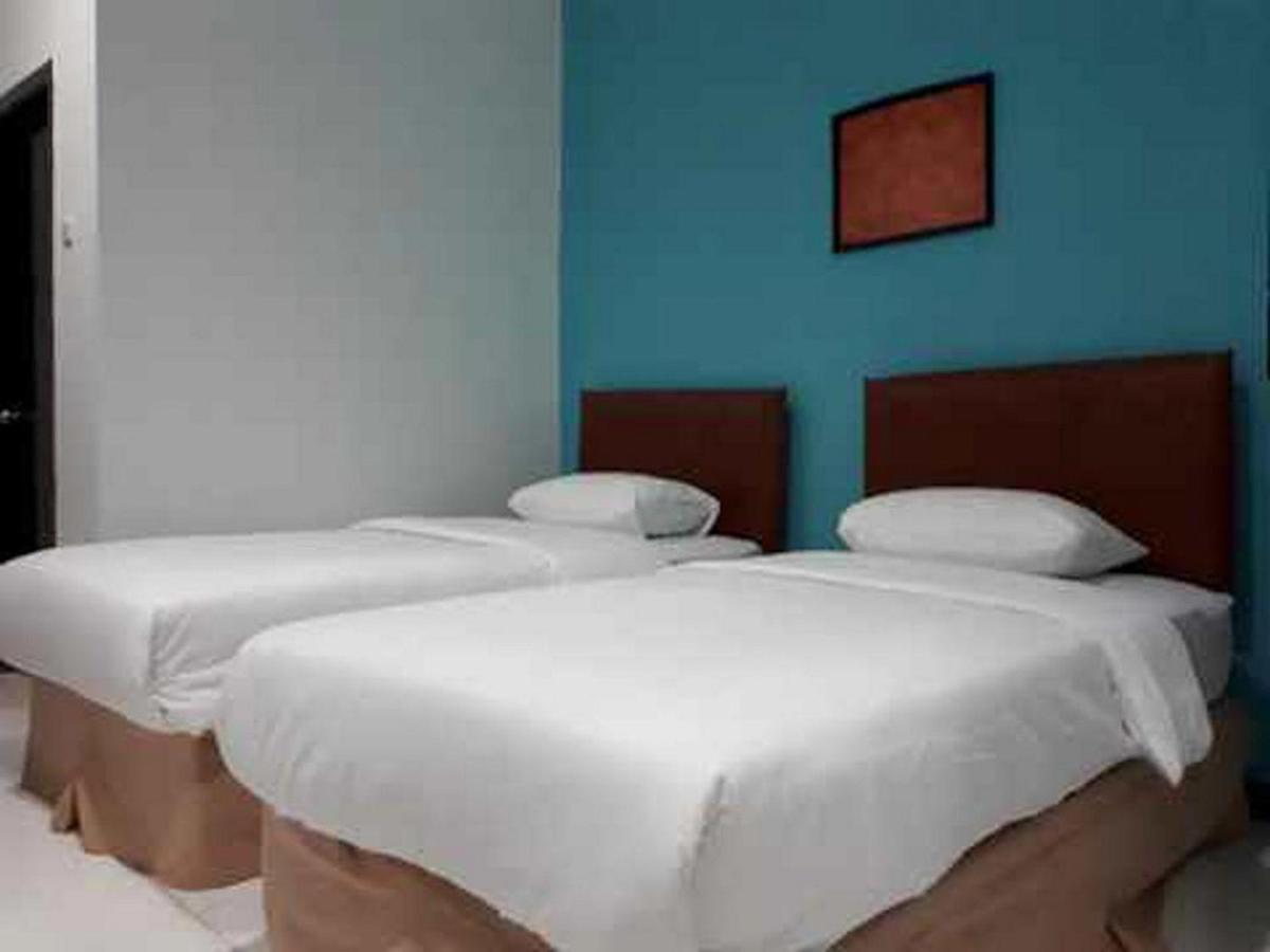 Reddoorz At Hotel Rumberpon Sorong Eksteriør billede
