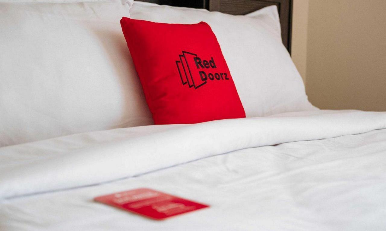 Reddoorz At Hotel Rumberpon Sorong Eksteriør billede